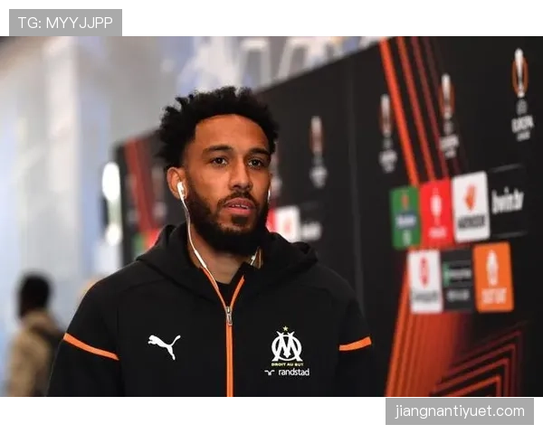 哈兰德 vs 奥巴梅扬：多特锋线效率与战术角色对比